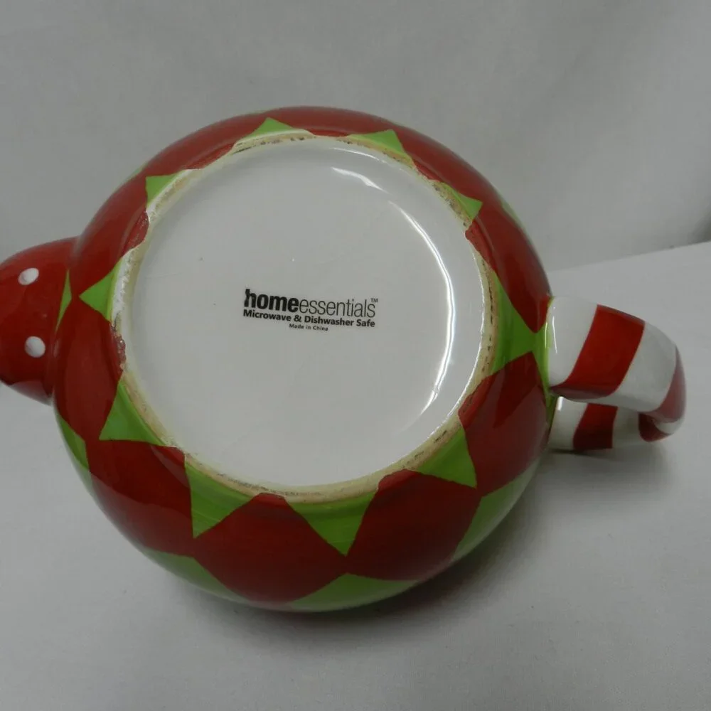 Home Essentials Christmas Ceramic Tea Pot red green Polka Dot geometric 56oz